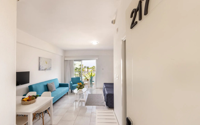 Papantonia Hotel Apartments