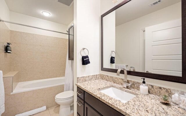 Austin Classy 1BD 1BA Apartment