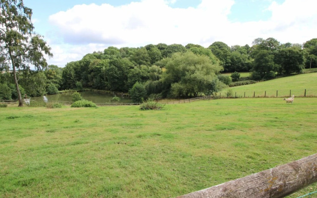 Shatterford Lakes