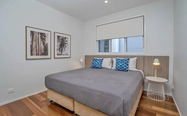 Bujerum Apartments on Burleigh