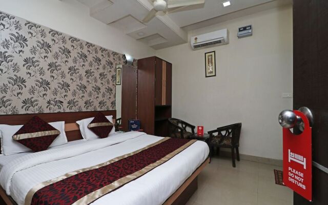 OYO 10414 Hotel Tushar Residency