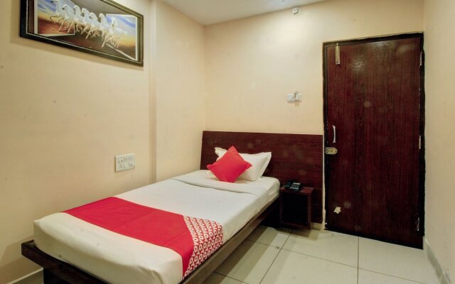 OYO 30475 Sangam Residency