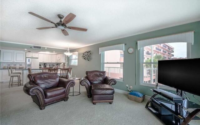 Pointe Condo 201 - Two Bedroom Condo