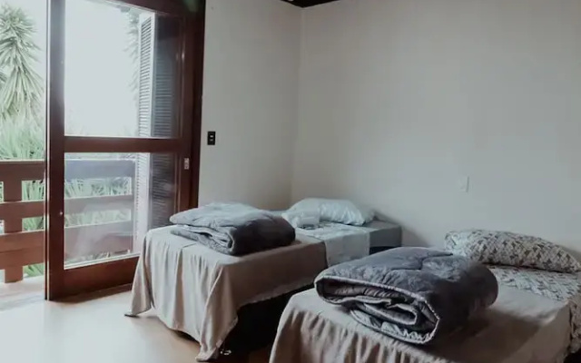 Tima Casa Ampla em Localiza o Privilegiada