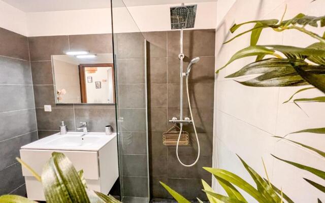GINA - Lumineux, balcon, wifi, clim - Ajaccio