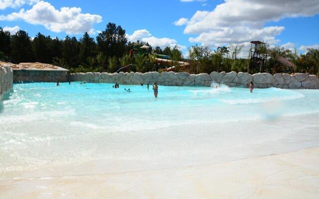 Lagoa Quente Hotel