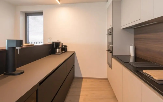 Open View Apartment by the Beach