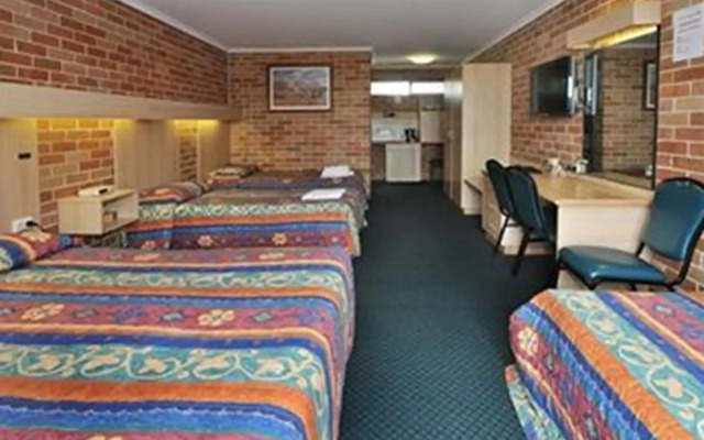 Windsor Riverview Inn