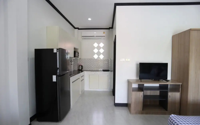 MB House Resort