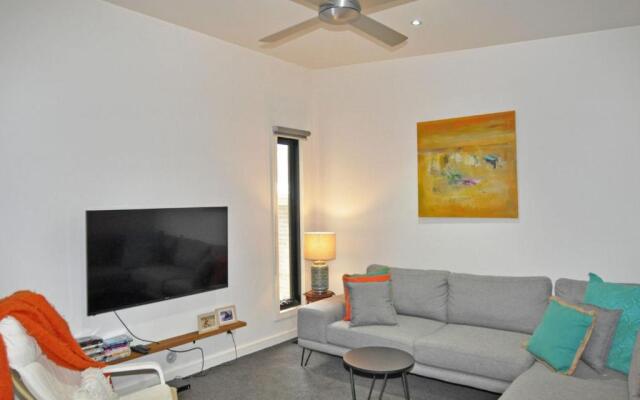 Luxury BY THE SEA - Close TO THE Beach