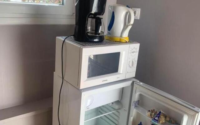 Studio close to Train Station