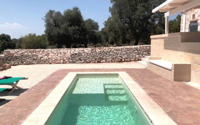 Trullo Cecapesce con Piscina by Wonderful Italy