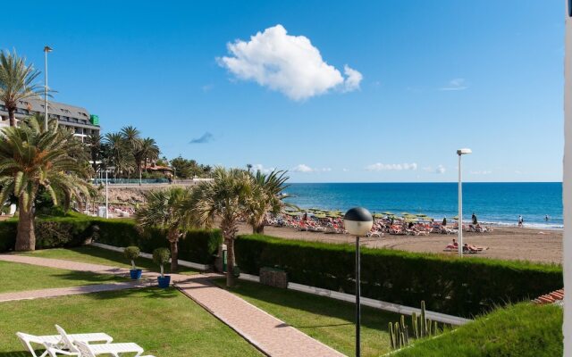 Beachfront Apart Las Burras Mra 02