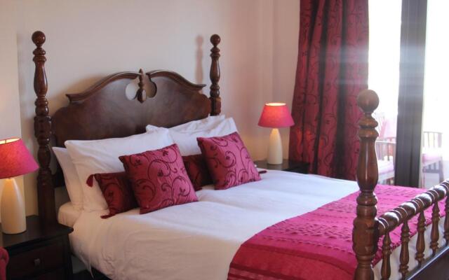 Hostal Avalon