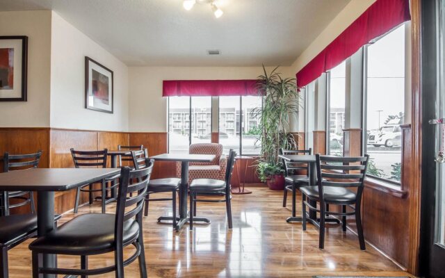 Rodeway Inn Humboldt Bay - Redwood Area