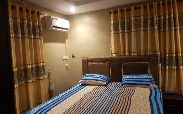 Well furnished 3 bed apartment