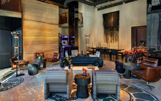Moxy Downtown Los Angeles