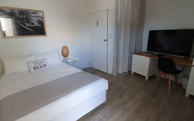 Copper Lantern Motel