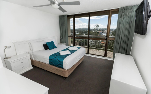 Gemini Resort – Guest Rooms – Golden Beach