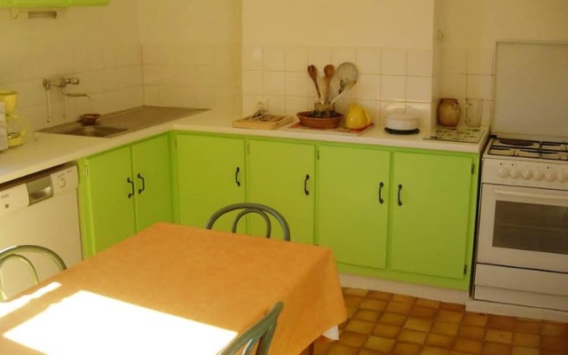 Apartment With one Bedroom in Vitrac, With Wifi