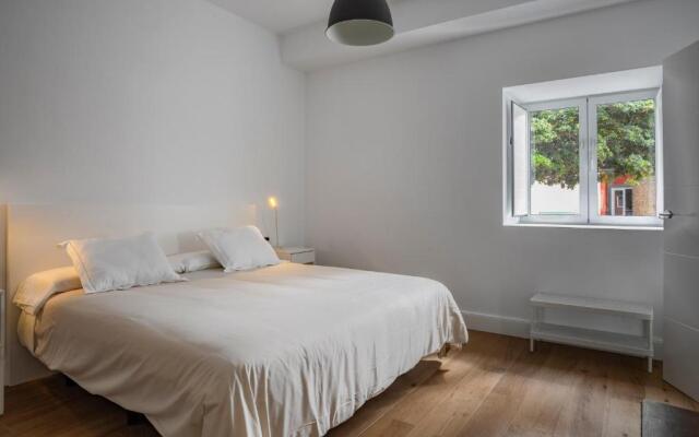 Albor Suites