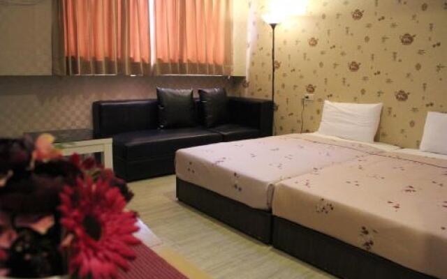 Easy Stay Ximen Guest House