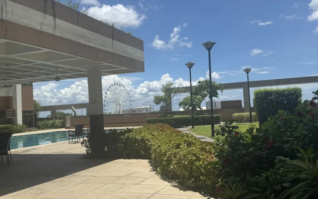 Levi & Moon's Chill with beautiful view