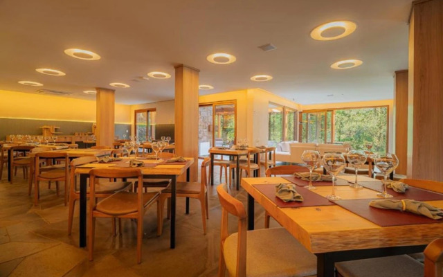 Poehma Lago Negro by Livá OFICIAL