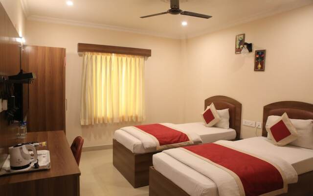 Hotel Kumud Plaza