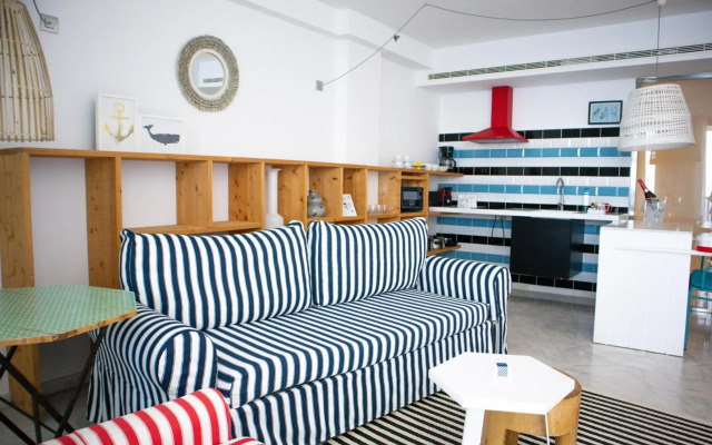 Marina Suites