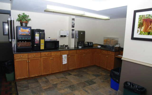 Thompson's Best Value Inn & Suites