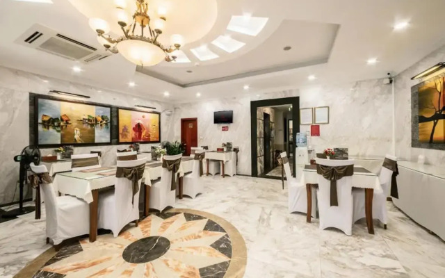 A25 Hotel - 221 Bach Mai