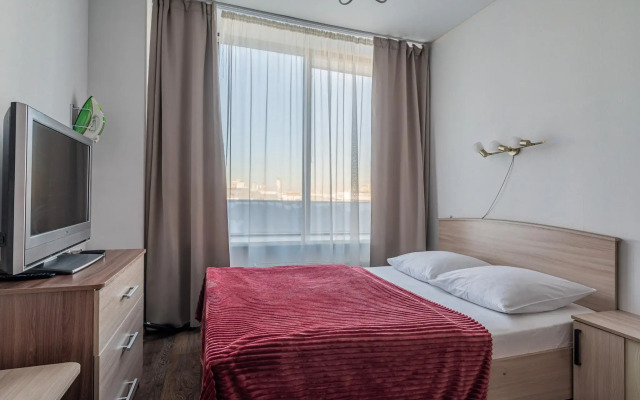 Apartment metro ploshchad 1905 Radius on Malysheva 42