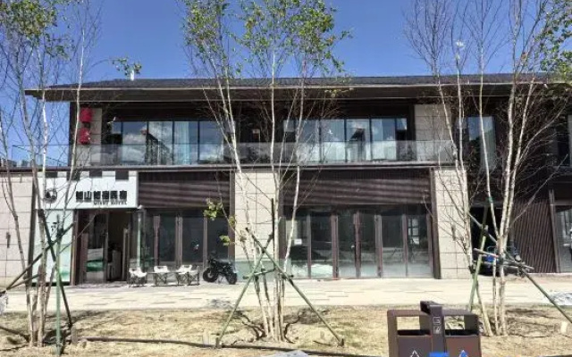 Rushan Rusu Homestay (Sailimu Lake East Gate Visitor Center)