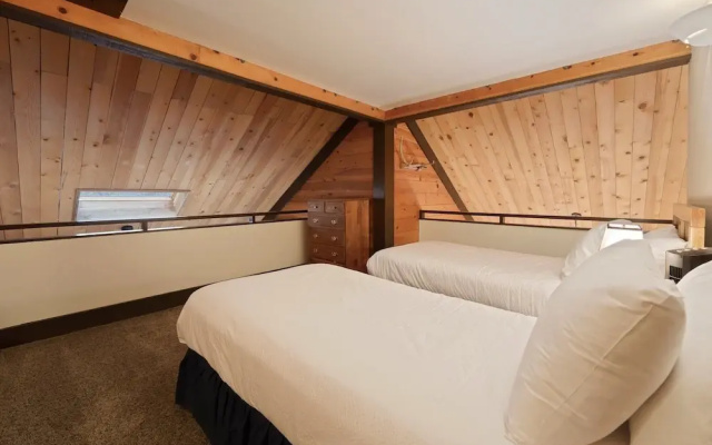 Pole House 10 2 Bedroom Cabin