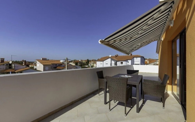 Comfort apartments with pool in Medulin