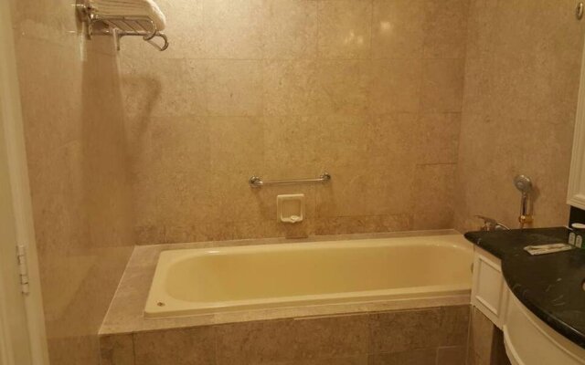 The Suites @ Times Square