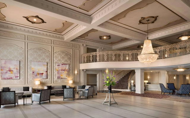 Hilton St. Louis Frontenac