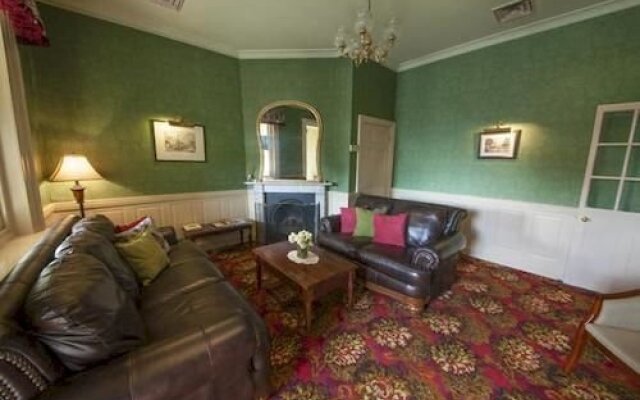 The Old George & Dragon Guesthouse