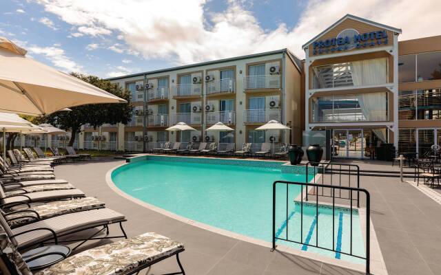 Protea Hotel by Marriott Knysna Quays