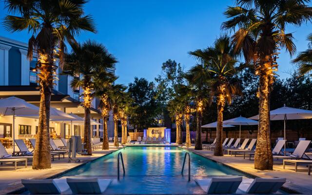 Hotel Indigo Mount Pleasant by IHG