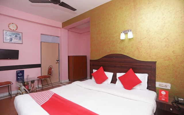Hotel Ashraya