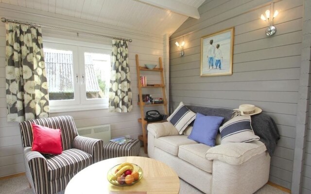 Daisy Lodge