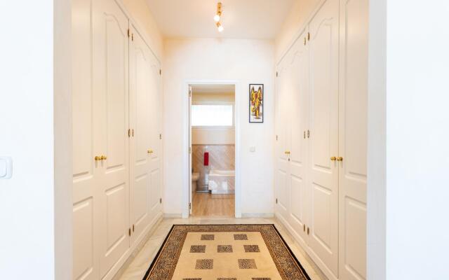 Bahia de Marbella Luxury Apartment