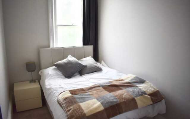 2 Bedroom Apartment in Seven Dials