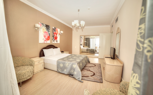 Jasmine Court Hotel