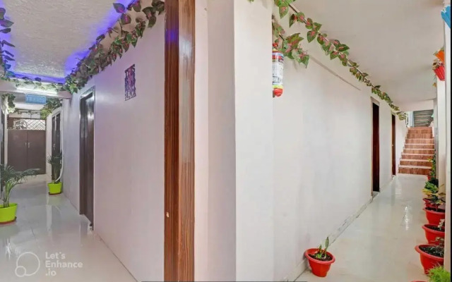 OYO Hotel Bottom Inn