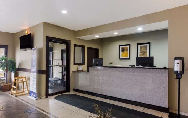 Best Western Crossroads Inn