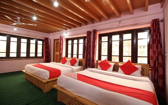 Shawl Gh By OYO Rooms