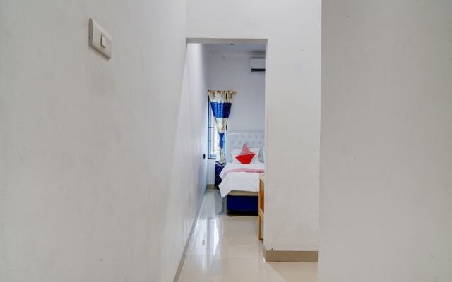OYO 92861 Raya Guest House Syariah
